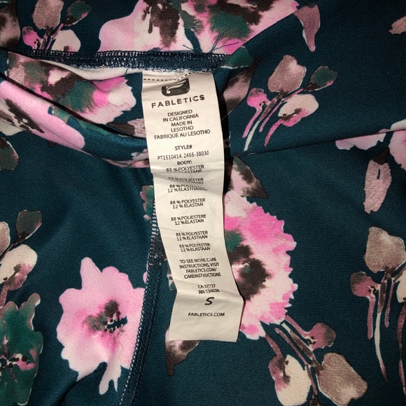 EUC Fabletics leggings - Picture 3 of 3